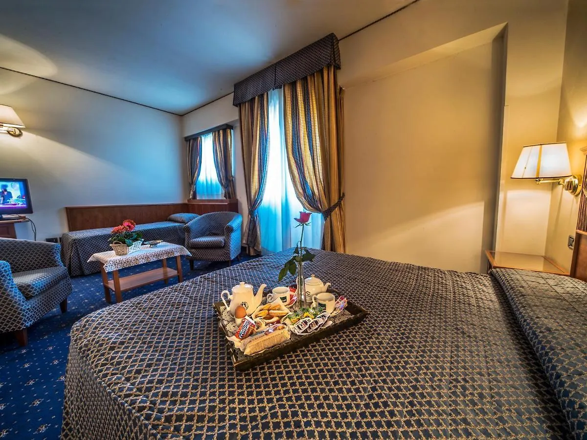 Hotel Valdarno Montevarchi 4*,  Italien